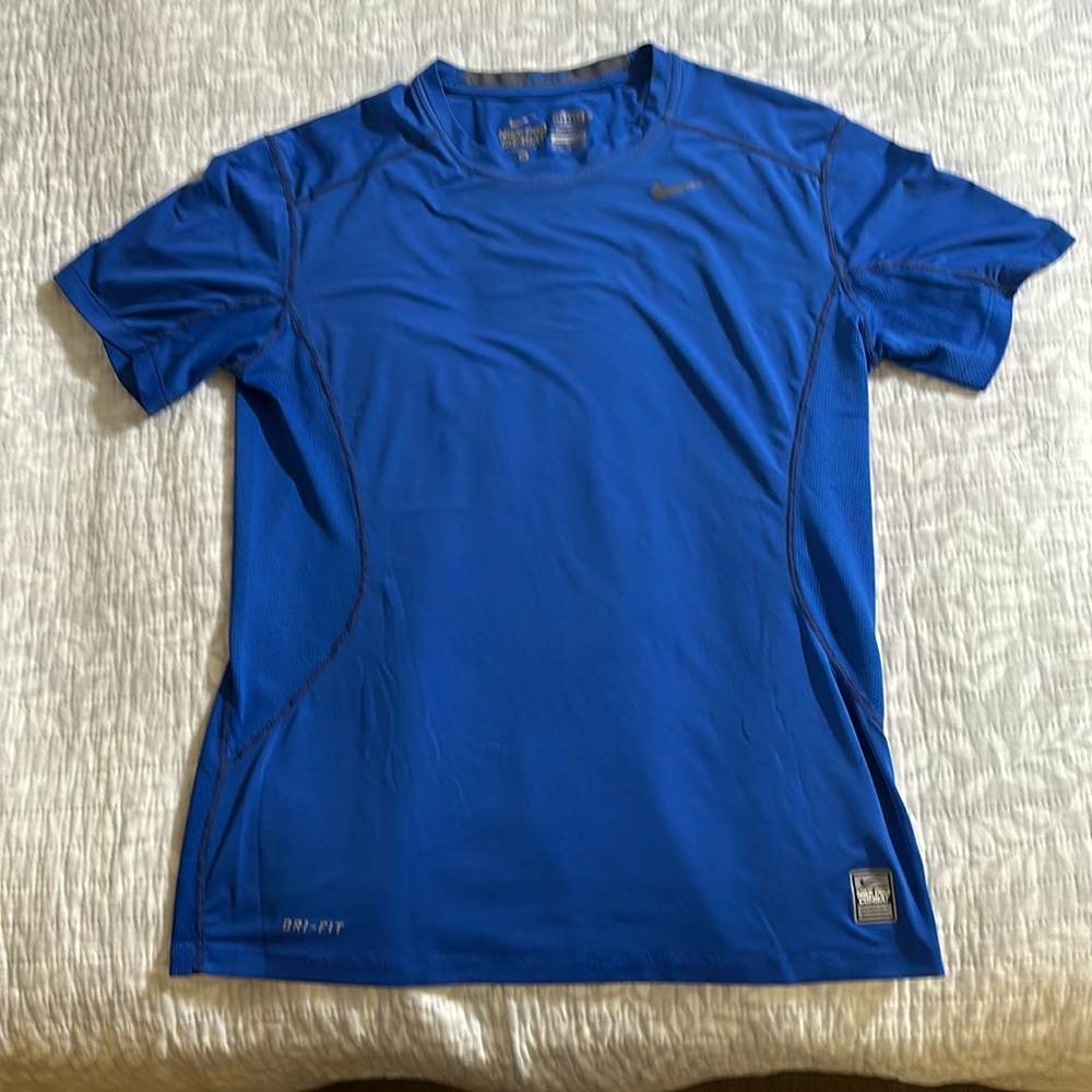 Nike Pro Combat fitted men’s size Medium athletic shirt.